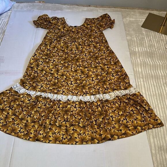 Vintage T&L muumuu Factory Hawaiian Floral Yellow Dress with Lace Trim size XL - Picture 12 of 12